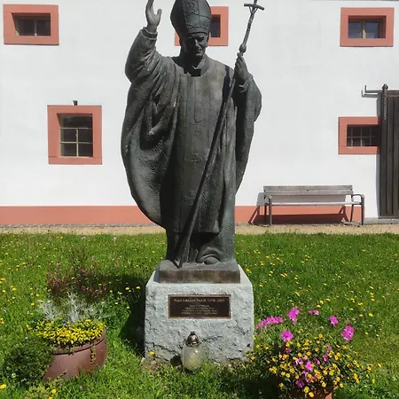 Aparthotel Kloster St Marienthal Zisterziensen *